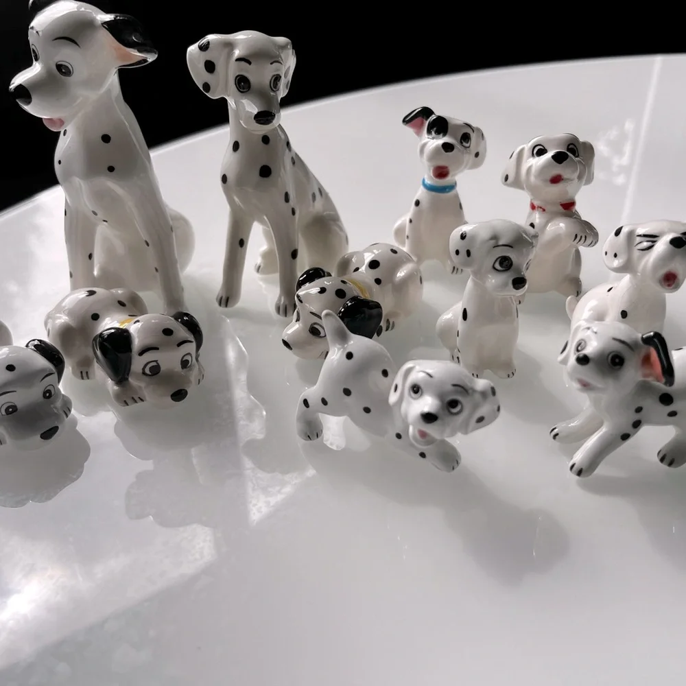 Vintage Disney 101 Dalmatian Figurines - Picture 2 of 7